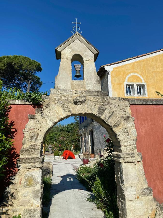 Le Clos De L'Isle Arles Bagian luar foto